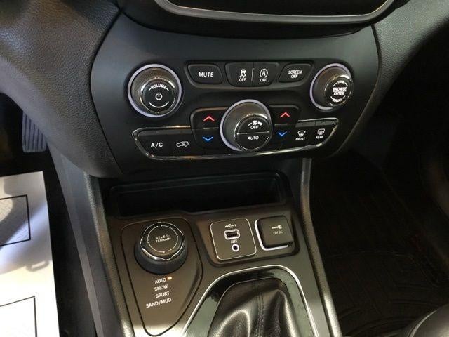 2019 Jeep Cherokee Altitude
