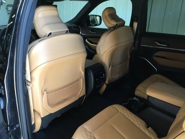 2021 Jeep Grand Cherokee L Summit