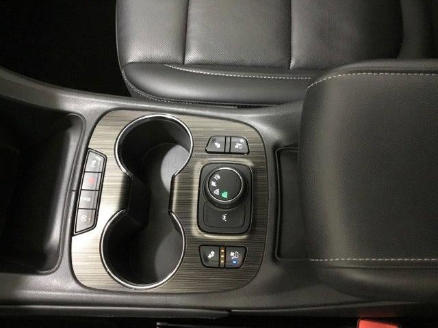 2022 GMC Acadia SLT