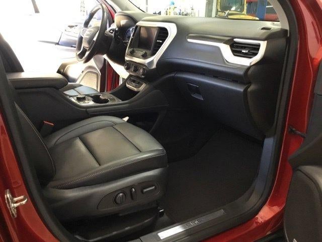 2022 GMC Acadia SLT