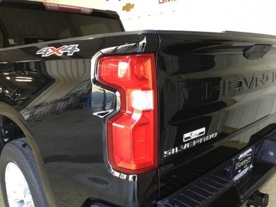 2020 Chevrolet Silverado 1500 Custom