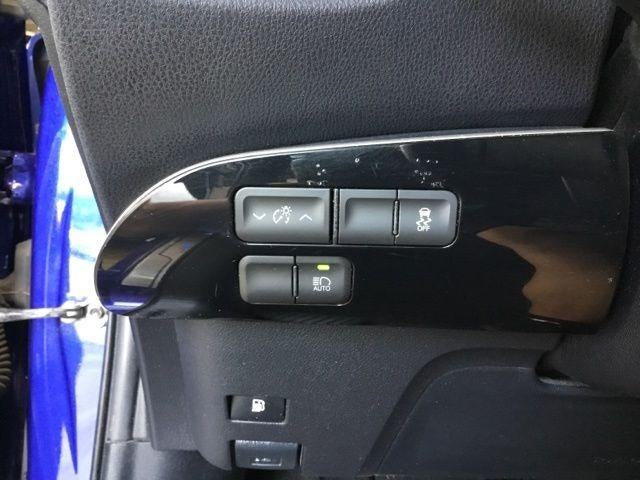 2017 Toyota Prius Two